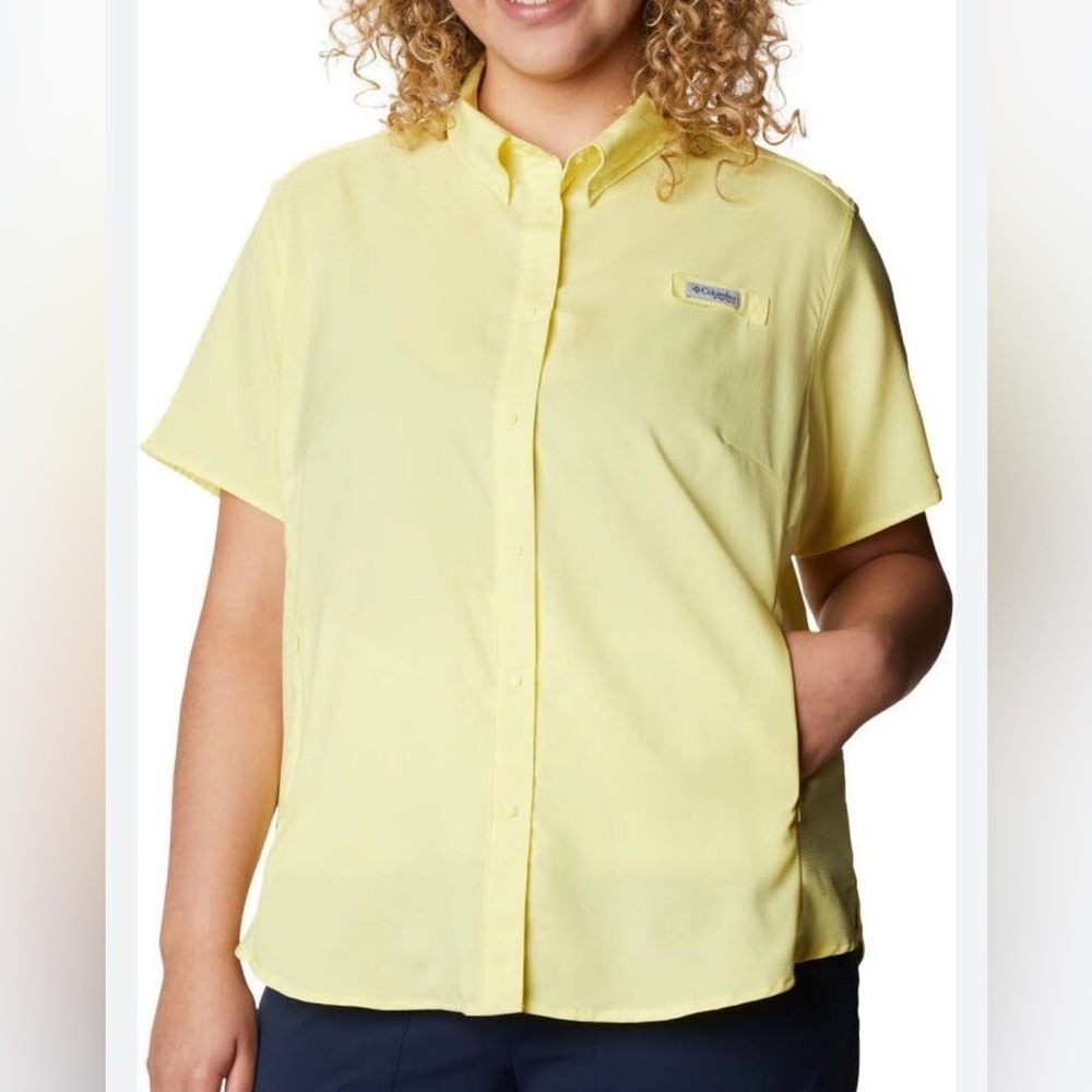 Columbia, yellow women’s fishing shirt, Omni shield size medium EUC